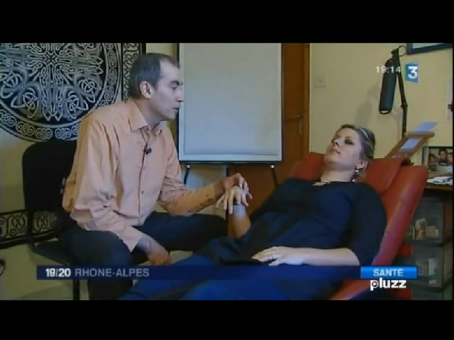 Démonstration d'hypnose par Christophe Chaumet avec un exemple de catalepsie du bras